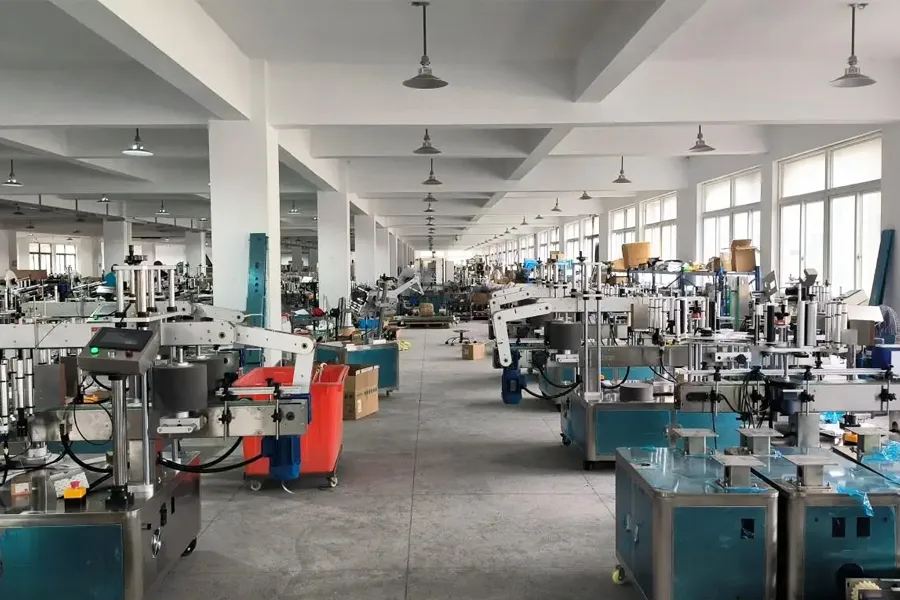 Automated production line for manufacturing aseptic filling machines